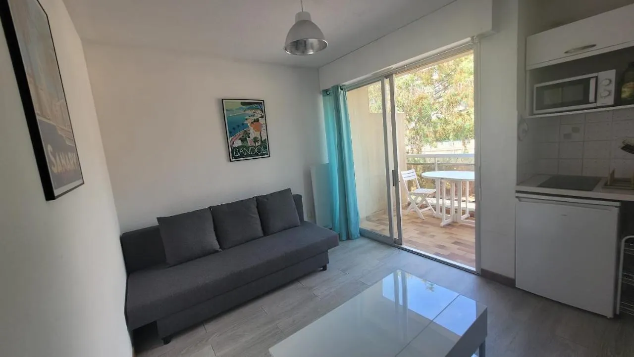 Studio A 10 M Des Plages Et A 5 Min Du Centre Ville De Bandol Apartment Sanary-sur-Mer